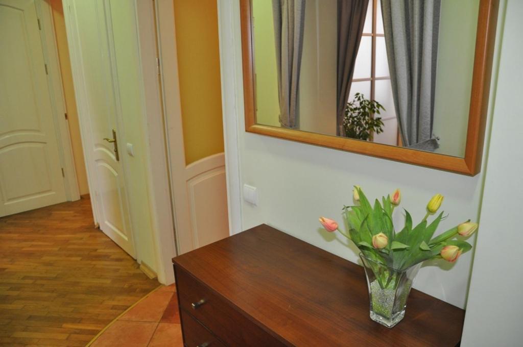 Apartment On Arkhipenka With Panorama View Lviv Phòng bức ảnh